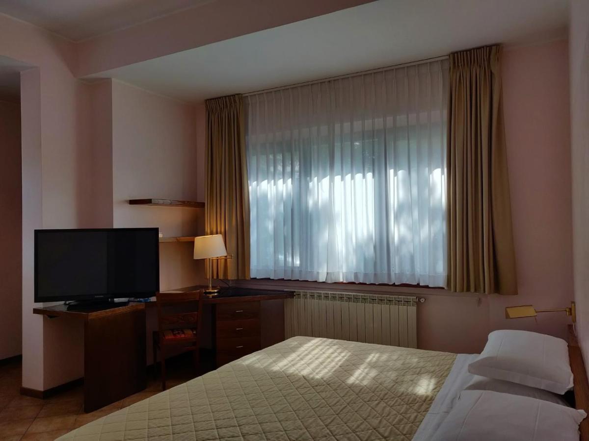 Hotel Капракотта Экстерьер фото